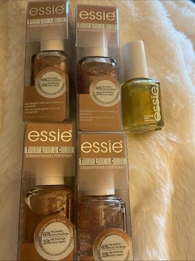 Treat Love & Color Strengthener in Gold (Pack)